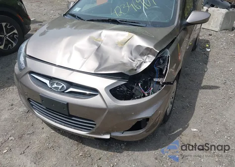 2013 Hyundai Accent Gs from USA, damaged, VIN KMHCT5AE3DU135138